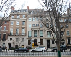 407-411 Commonwealth (2014)