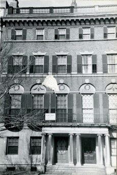 413-415 Commonwealth (ca. 1942), photograph by Bainbridge Bunting, courtesy of the Boston Athenaeum